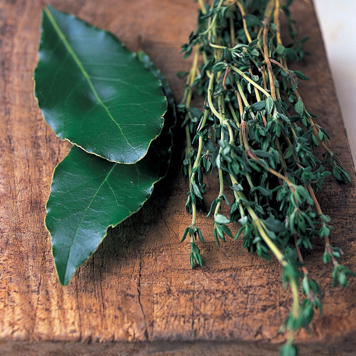 A picture of Delia's Bay leaves ingredient